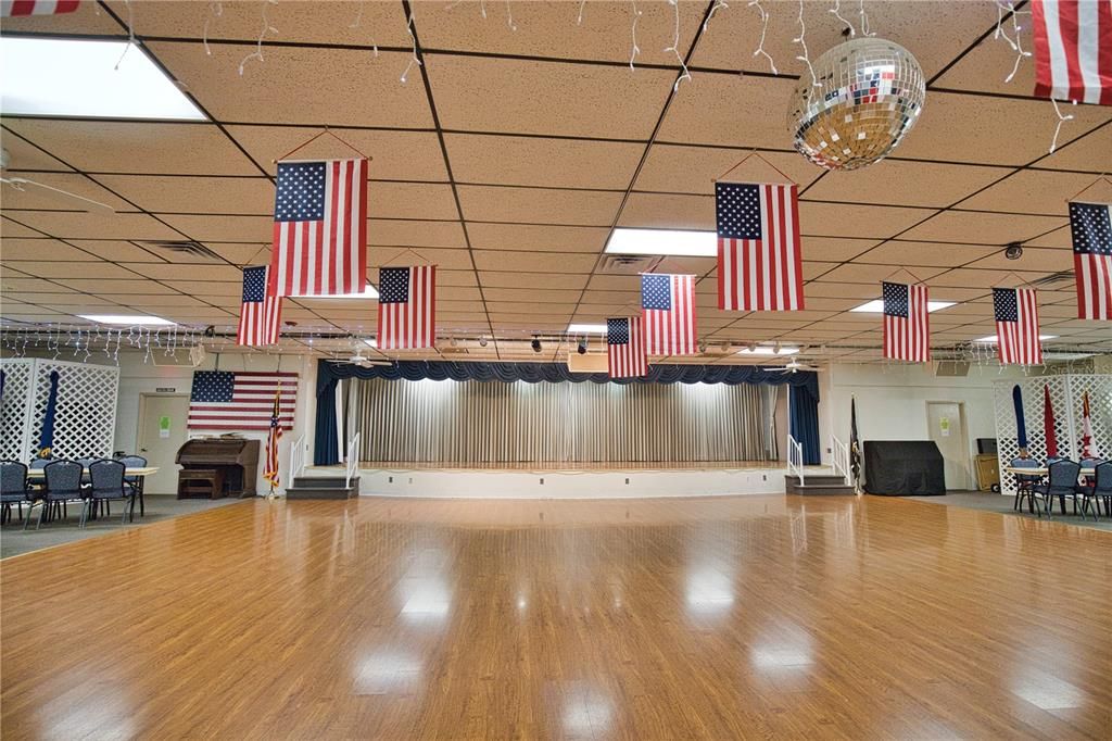 待售: $10,000 (0.13 acres)