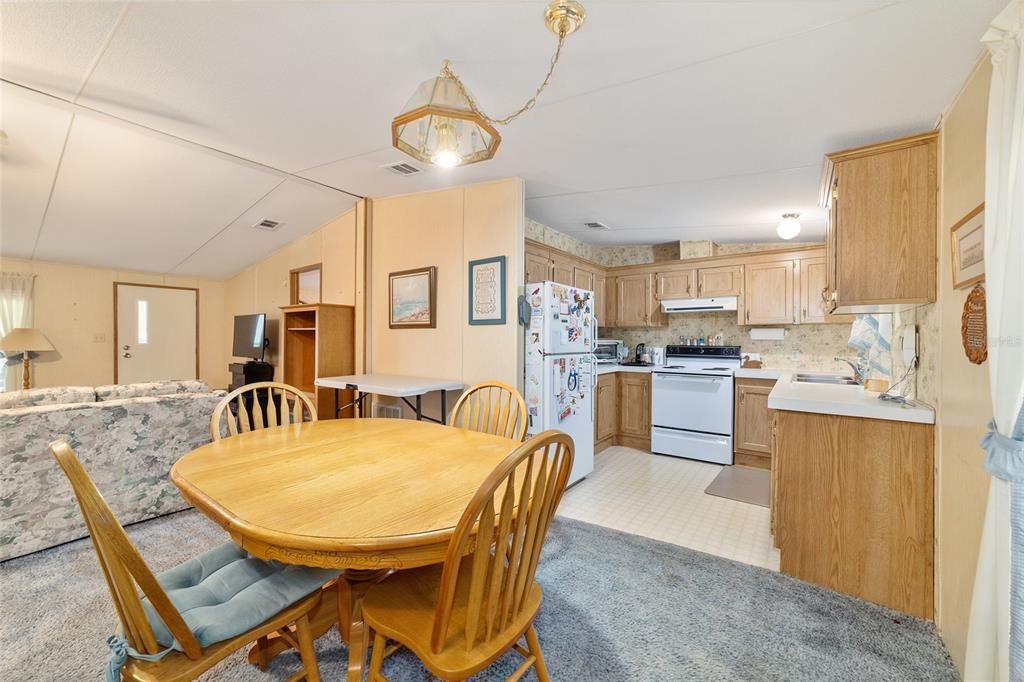 待售: $130,000 (3 贝兹, 2 浴室, 1080 平方英尺)