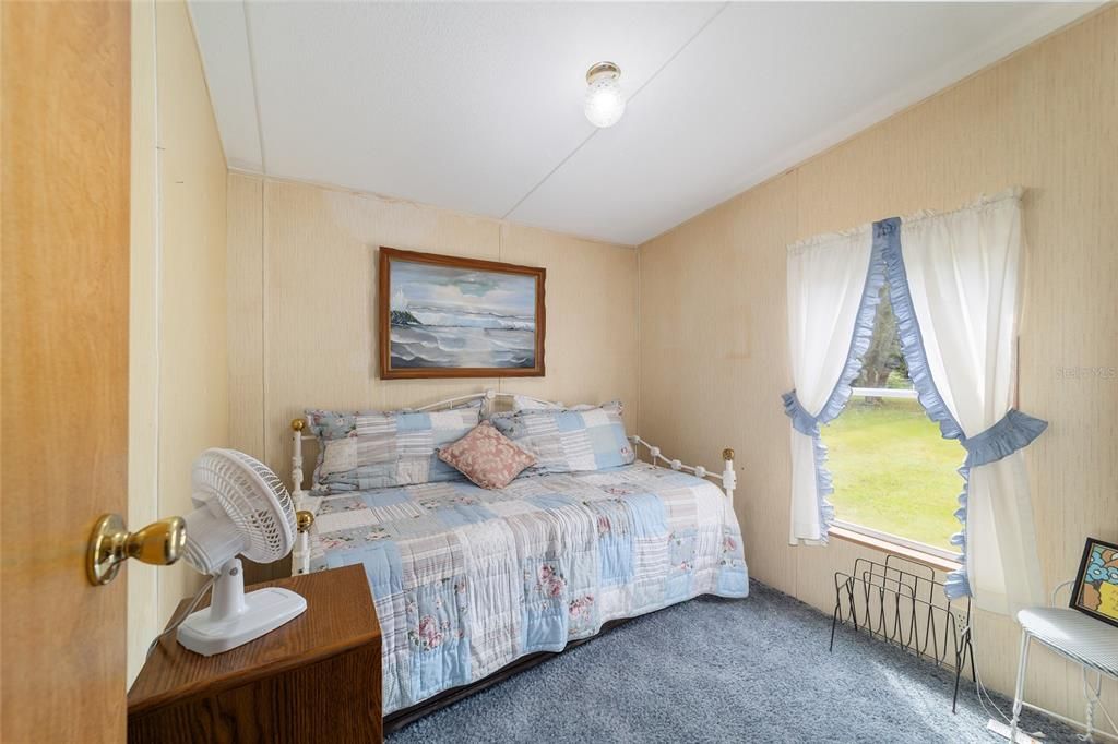 待售: $130,000 (3 贝兹, 2 浴室, 1080 平方英尺)