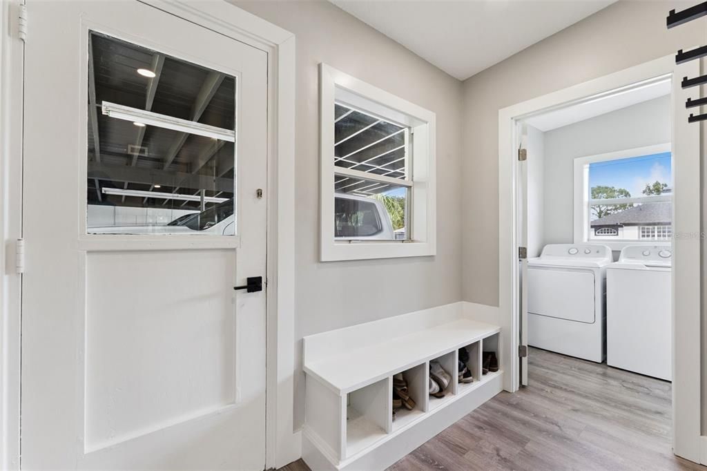 For Sale: $750,000 (5 beds, 3 baths, 2948 Square Feet)