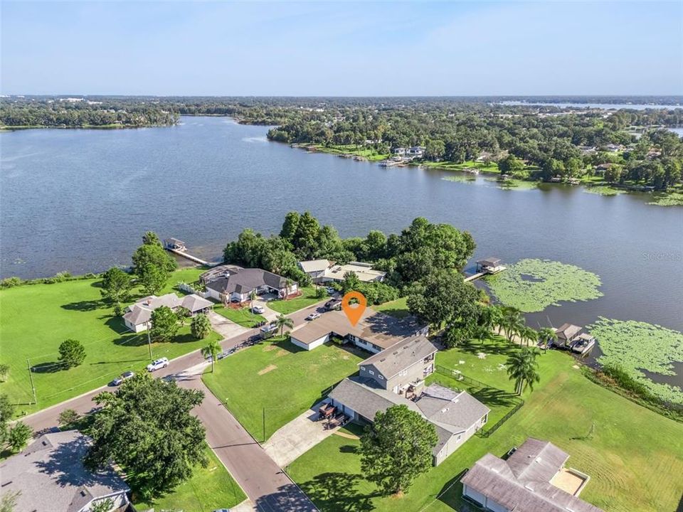 For Sale: $750,000 (5 beds, 3 baths, 2948 Square Feet)