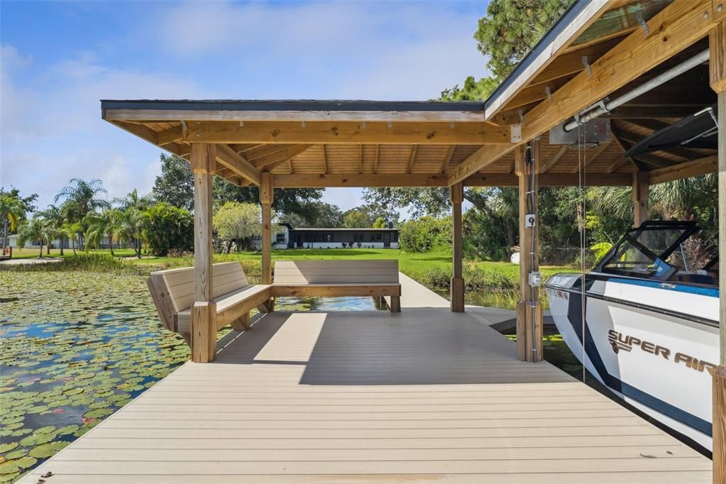 For Sale: $750,000 (5 beds, 3 baths, 2948 Square Feet)