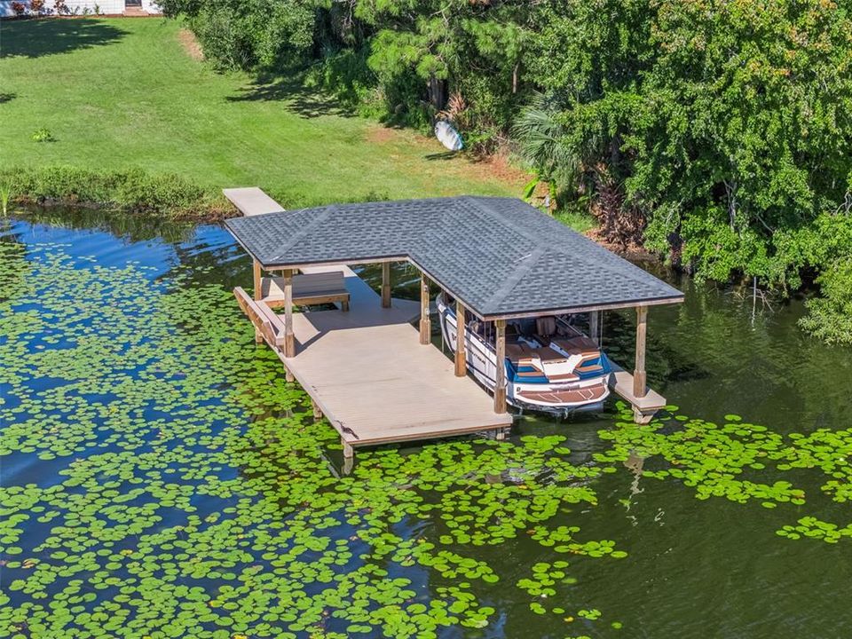 For Sale: $750,000 (5 beds, 3 baths, 2948 Square Feet)