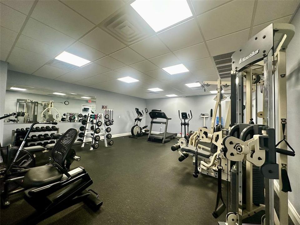 待售: $110,000 (2 贝兹, 1 浴室, 672 平方英尺)