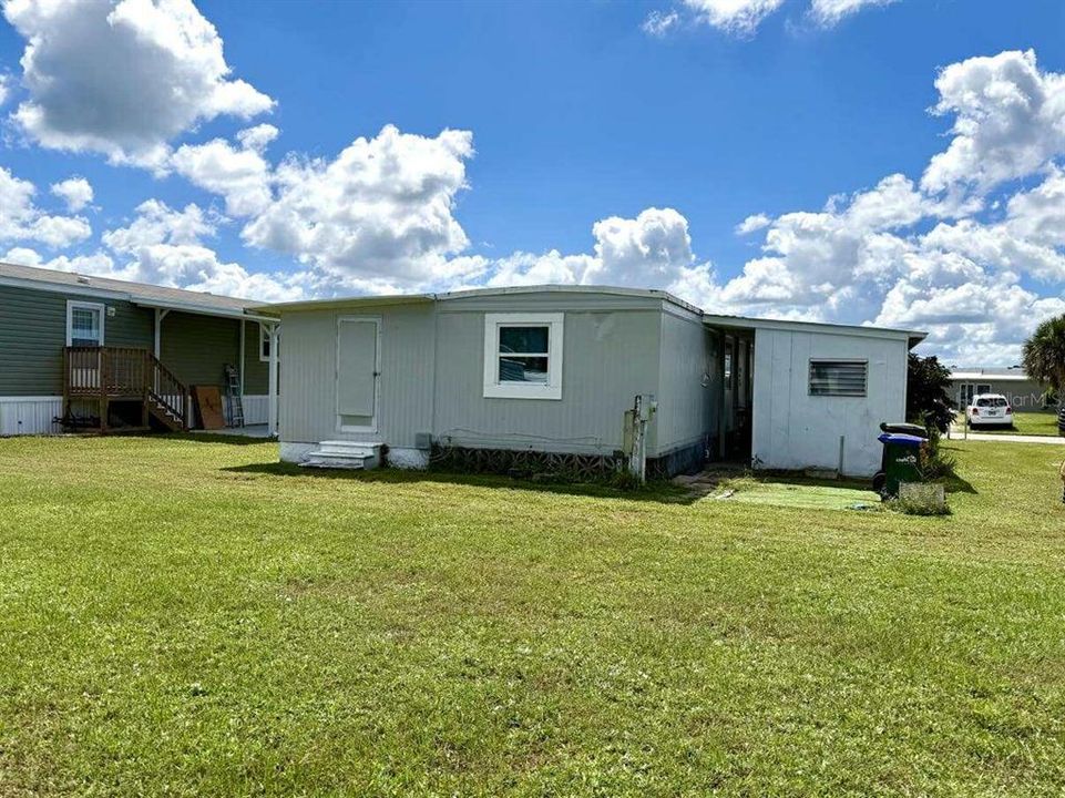 待售: $110,000 (2 贝兹, 1 浴室, 672 平方英尺)