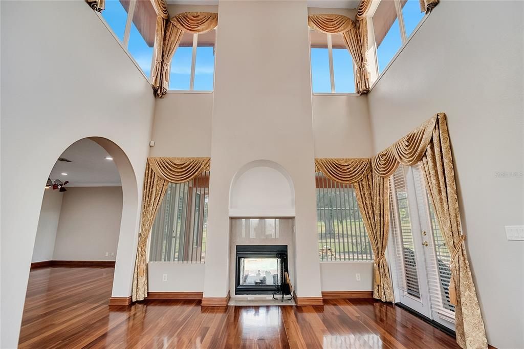 待售: $1,109,999 (5 贝兹, 3 浴室, 4190 平方英尺)