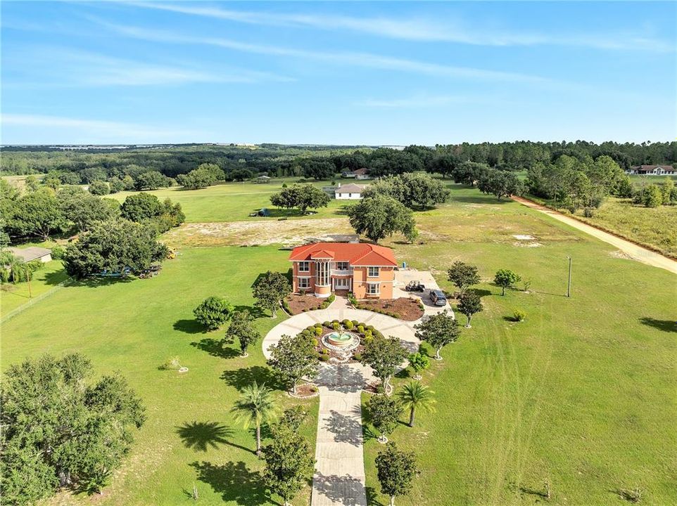 待售: $1,109,999 (5 贝兹, 3 浴室, 4190 平方英尺)