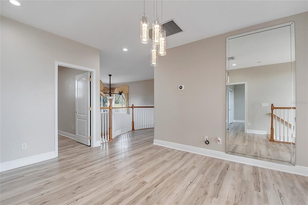 待售: $1,109,999 (5 贝兹, 3 浴室, 4190 平方英尺)