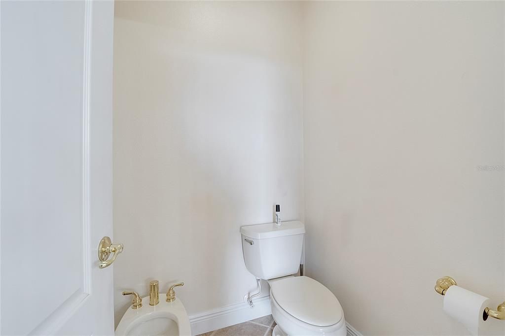 待售: $1,109,999 (5 贝兹, 3 浴室, 4190 平方英尺)