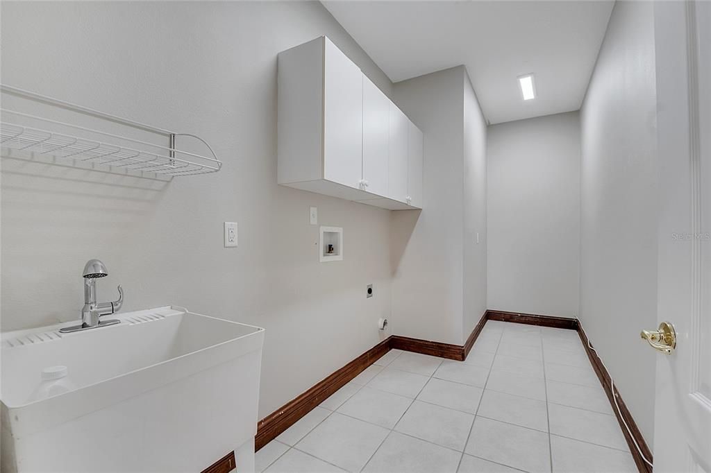 待售: $1,109,999 (5 贝兹, 3 浴室, 4190 平方英尺)