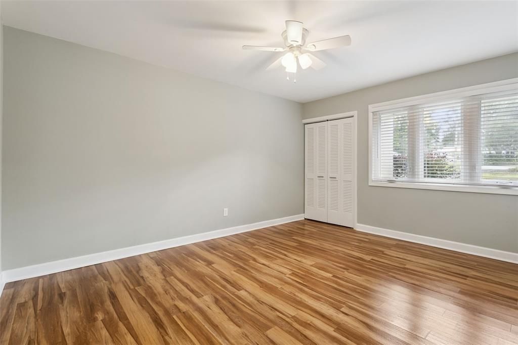 Active With Contract: $224,000 (2 beds, 2 baths, 1071 Square Feet)