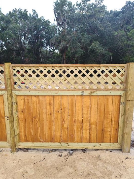 待售: $145,000 (0.43 acres)