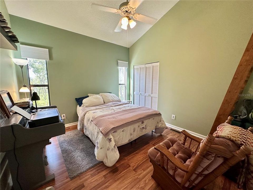 En Venta: $625,000 (6 camas, 4 baños, 3700 Pies cuadrados)