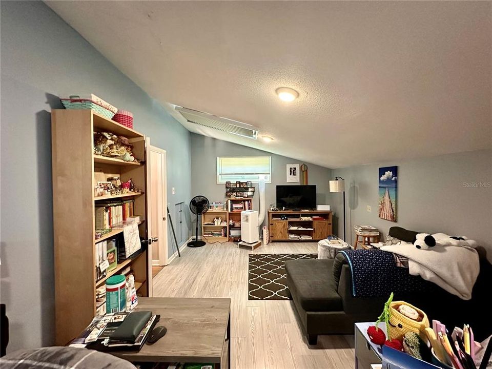 En Venta: $625,000 (6 camas, 4 baños, 3700 Pies cuadrados)