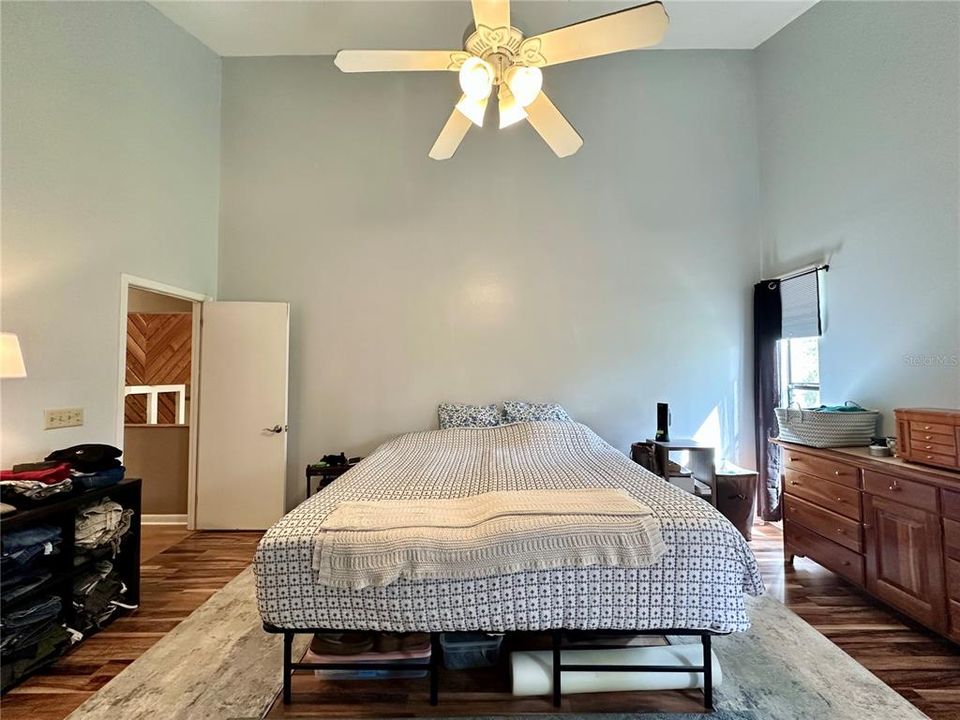 En Venta: $625,000 (6 camas, 4 baños, 3700 Pies cuadrados)