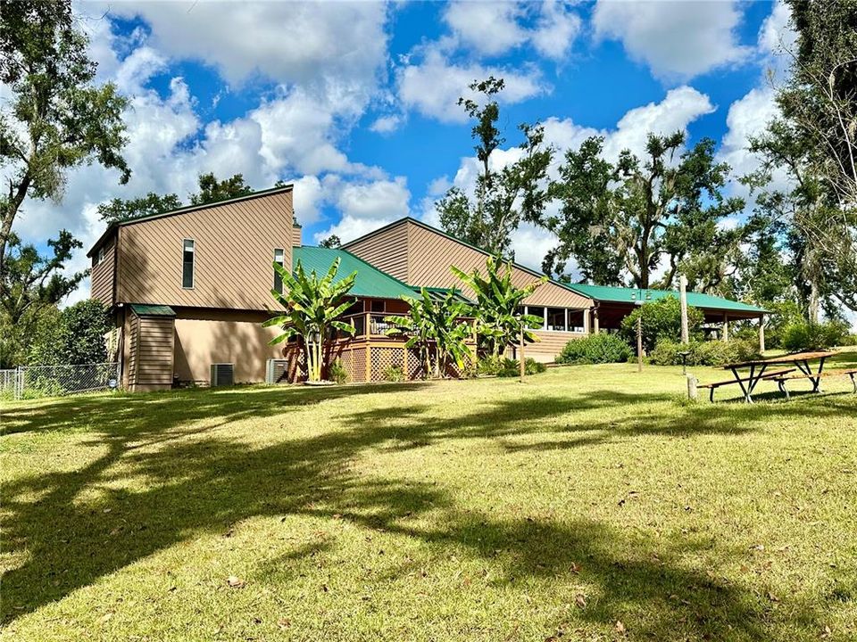 En Venta: $625,000 (6 camas, 4 baños, 3700 Pies cuadrados)