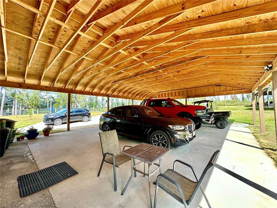 En Venta: $625,000 (6 camas, 4 baños, 3700 Pies cuadrados)