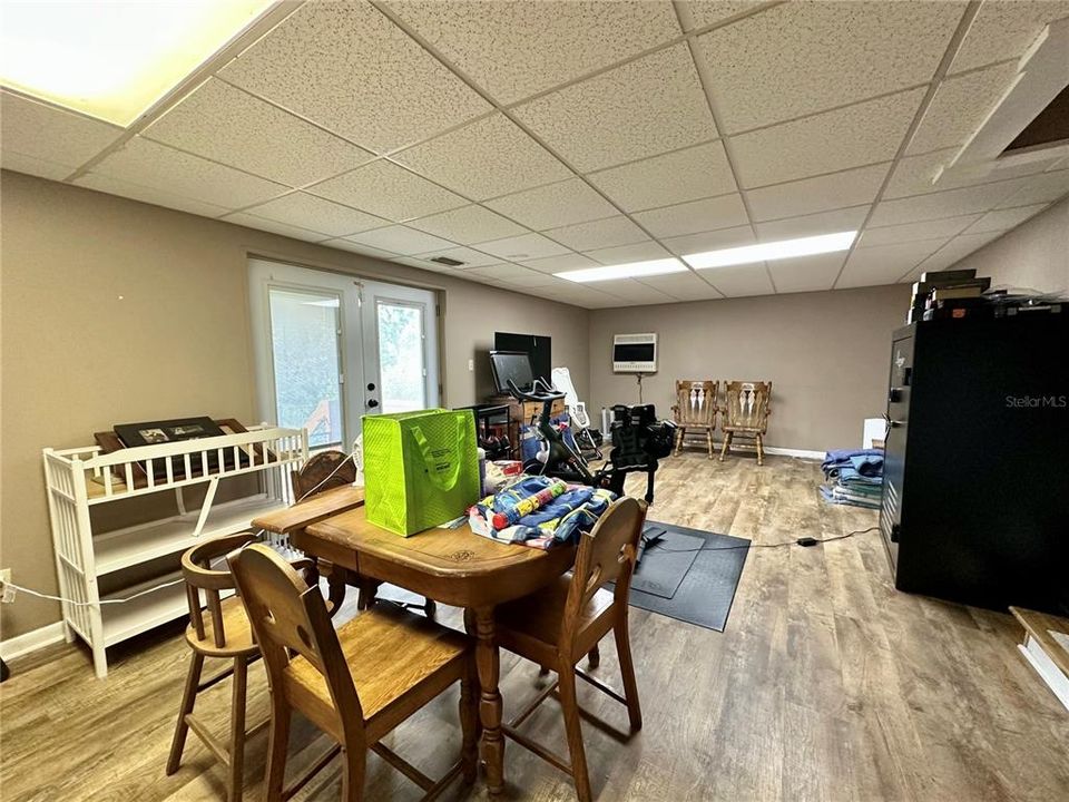 En Venta: $625,000 (6 camas, 4 baños, 3700 Pies cuadrados)