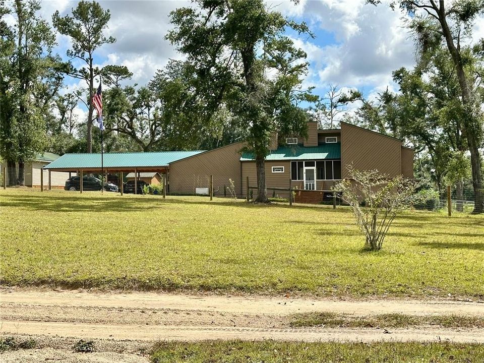 En Venta: $625,000 (6 camas, 4 baños, 3700 Pies cuadrados)