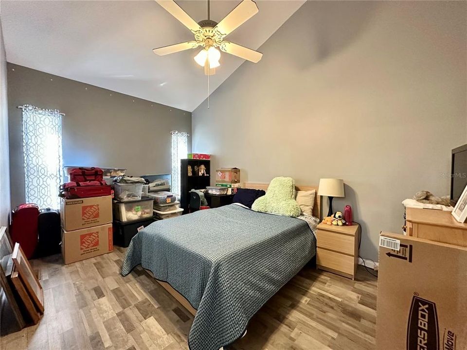 En Venta: $625,000 (6 camas, 4 baños, 3700 Pies cuadrados)