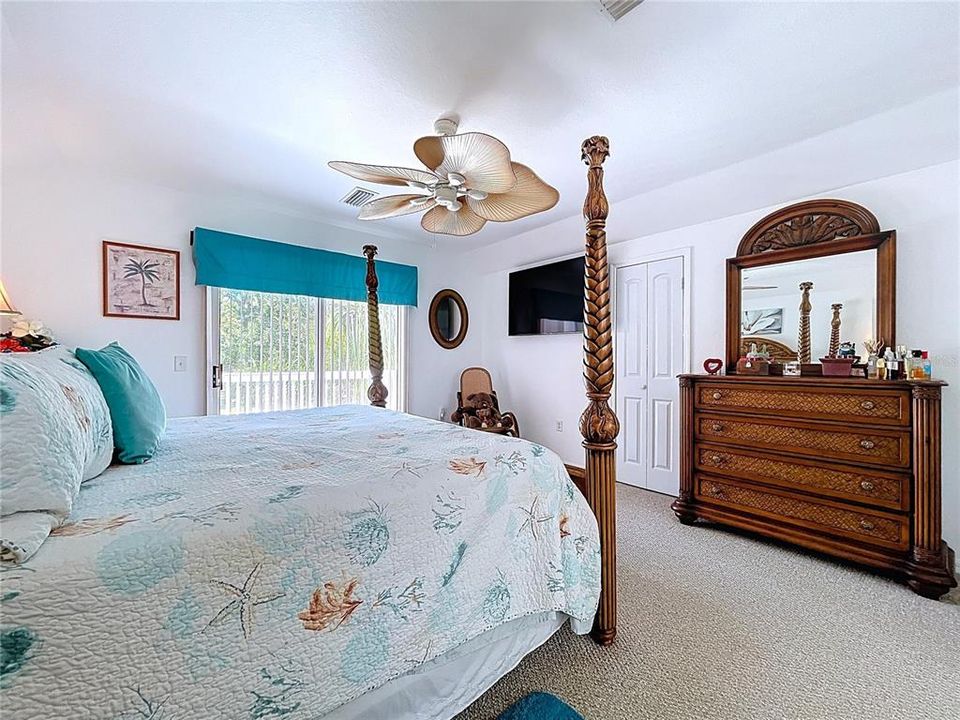 For Sale: $850,000 (4 beds, 4 baths, 3325 Square Feet)