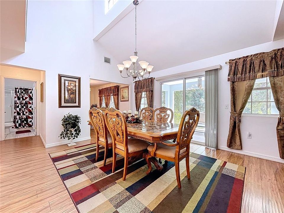 For Sale: $850,000 (4 beds, 4 baths, 3325 Square Feet)