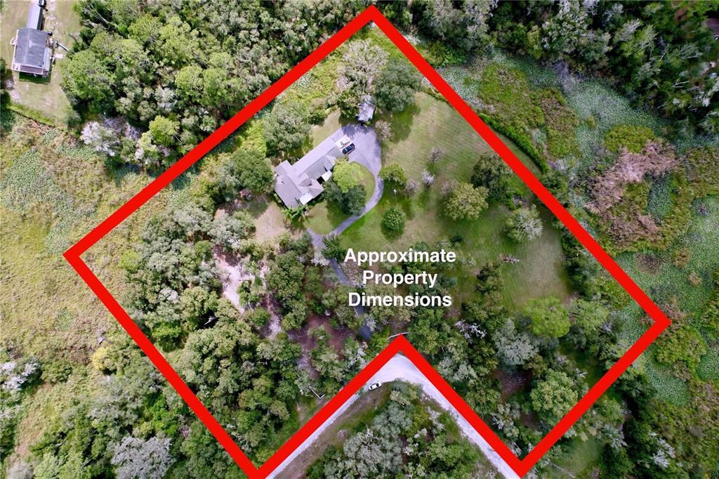 For Sale: $850,000 (4 beds, 4 baths, 3325 Square Feet)