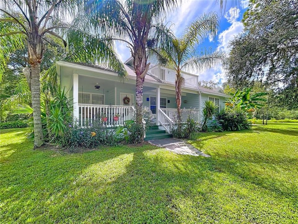 For Sale: $850,000 (4 beds, 4 baths, 3325 Square Feet)