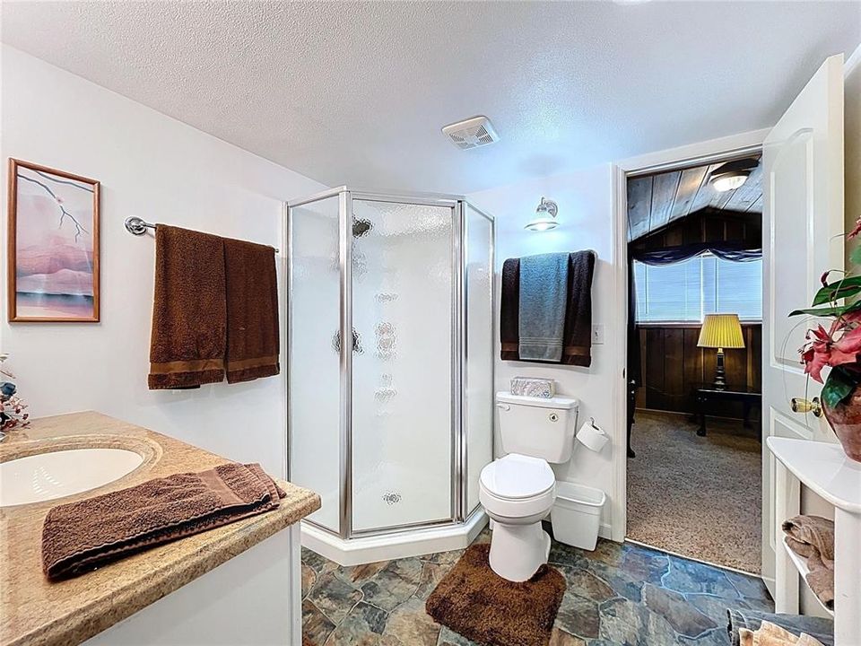 For Sale: $850,000 (4 beds, 4 baths, 3325 Square Feet)