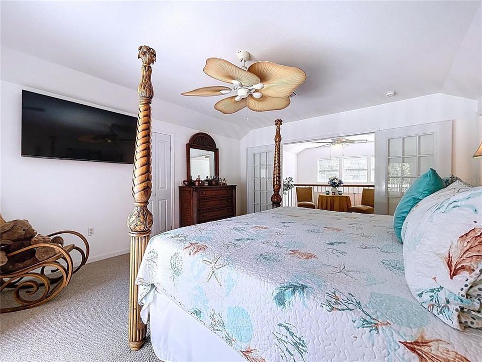 For Sale: $850,000 (4 beds, 4 baths, 3325 Square Feet)