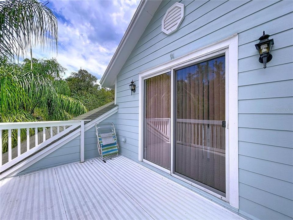 For Sale: $850,000 (4 beds, 4 baths, 3325 Square Feet)