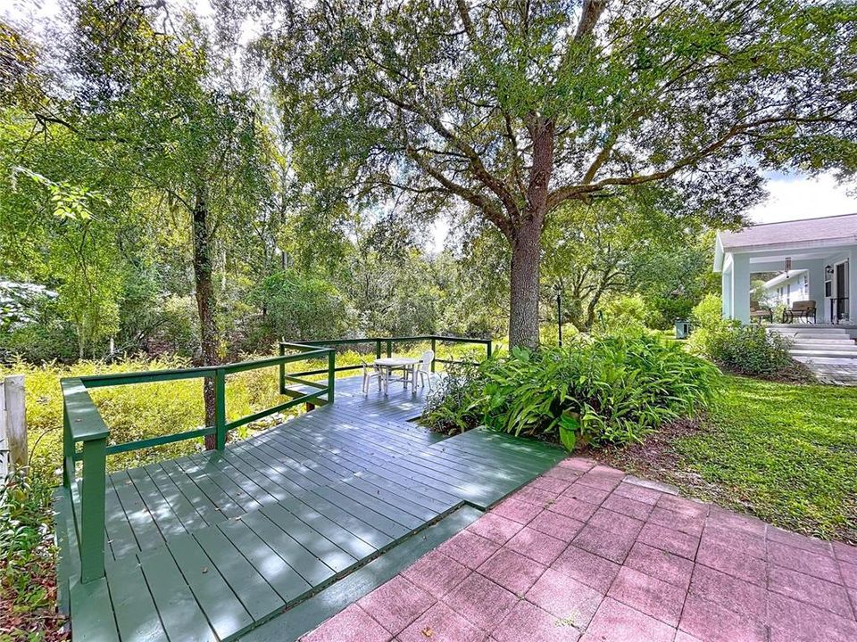 For Sale: $850,000 (4 beds, 4 baths, 3325 Square Feet)