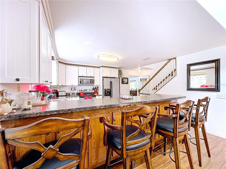 For Sale: $850,000 (4 beds, 4 baths, 3325 Square Feet)