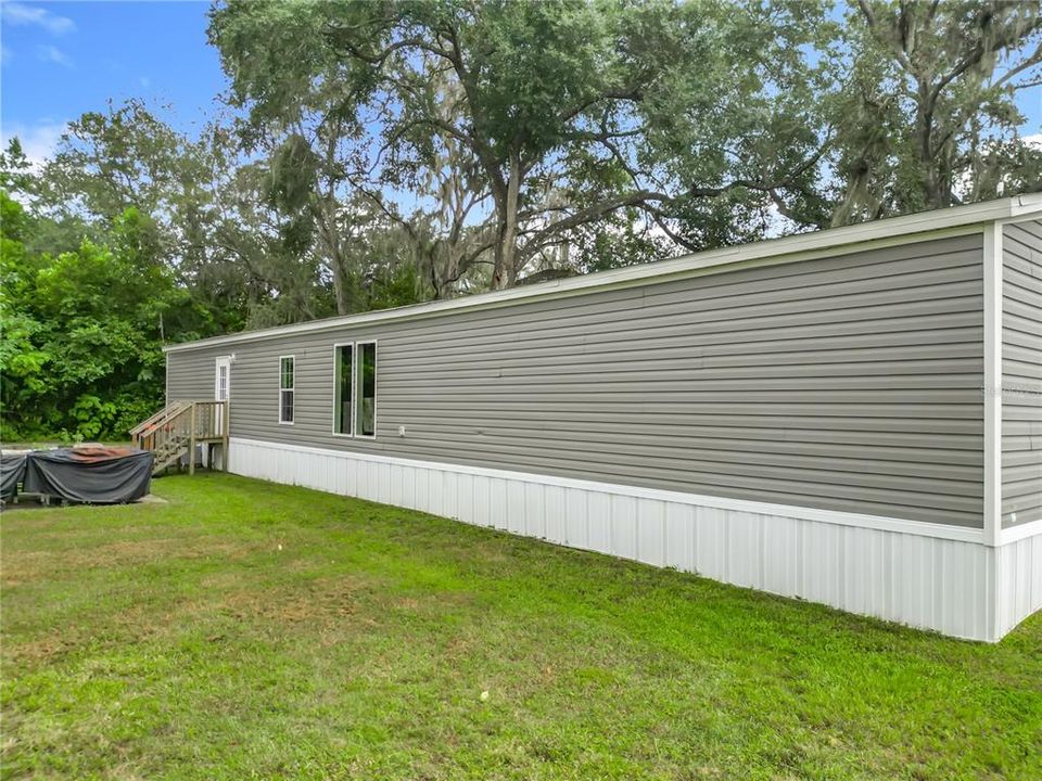 For Sale: $199,900 (3 beds, 2 baths, 1140 Square Feet)