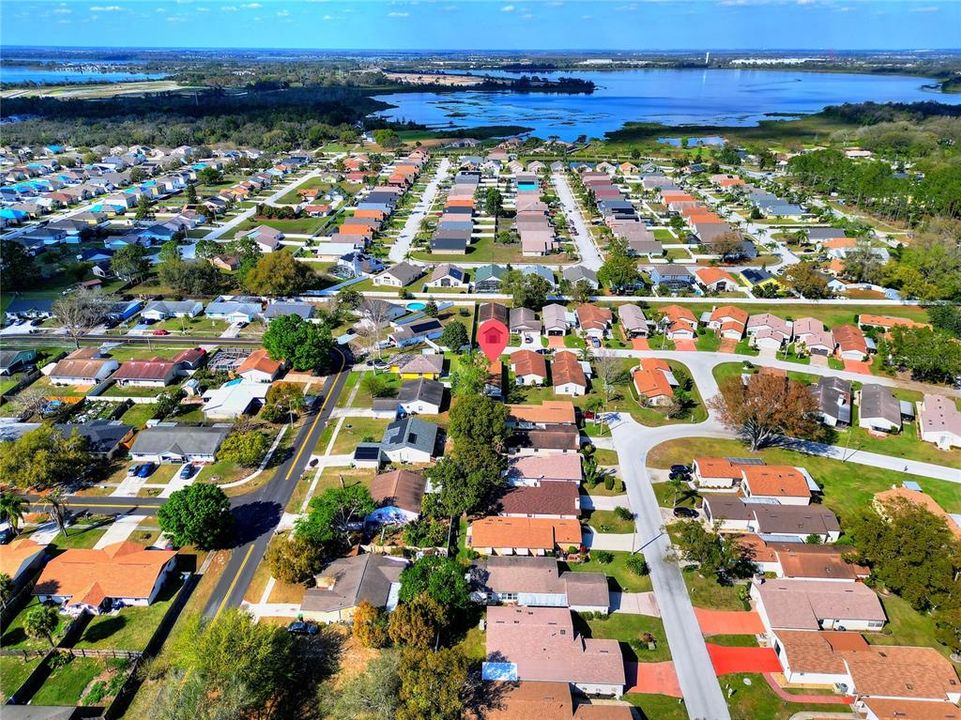 Activo con contrato: $219,500 (2 camas, 2 baños, 1165 Pies cuadrados)