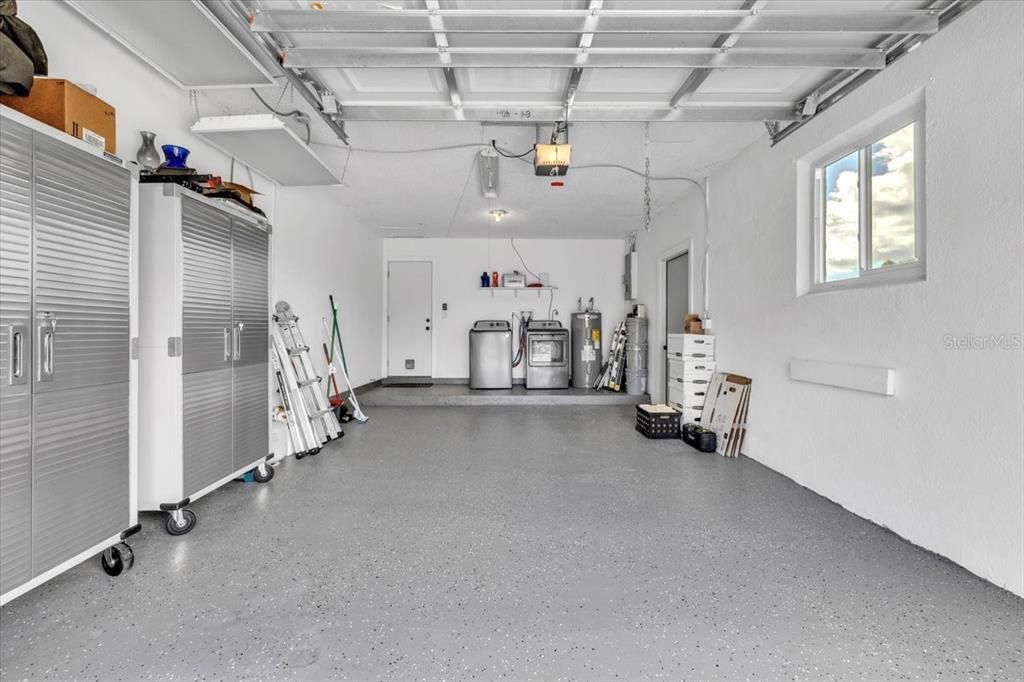 Active With Contract: $299,000 (3 beds, 2 baths, 1229 Square Feet)