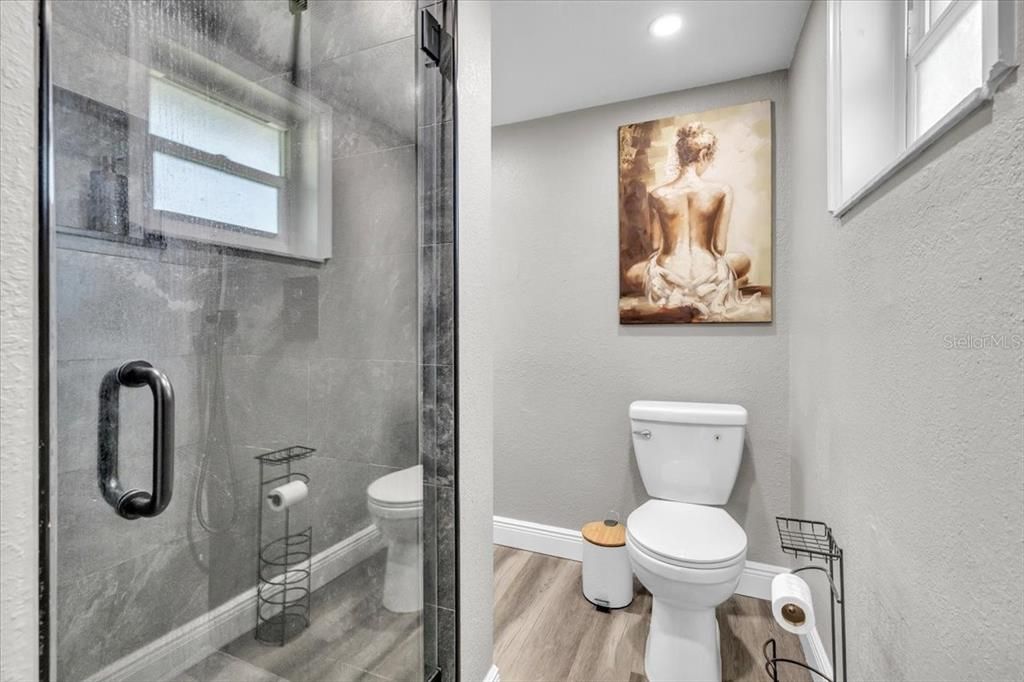 Active With Contract: $299,000 (3 beds, 2 baths, 1229 Square Feet)