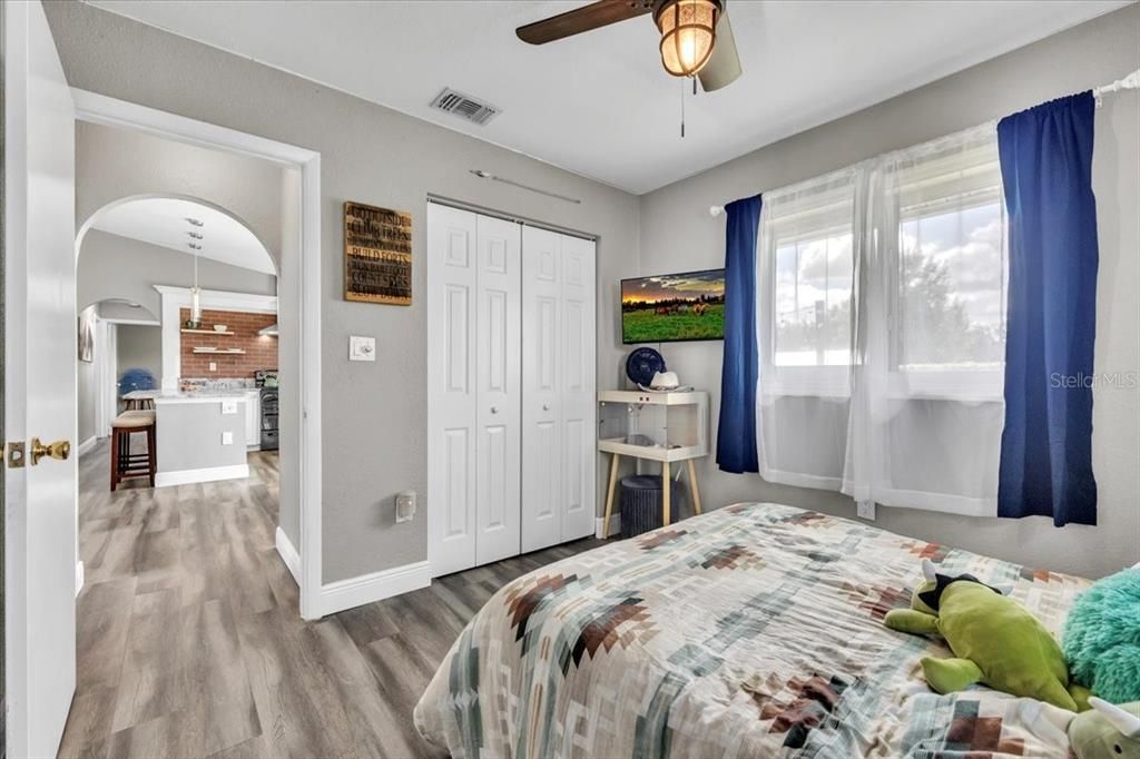 Active With Contract: $299,000 (3 beds, 2 baths, 1229 Square Feet)