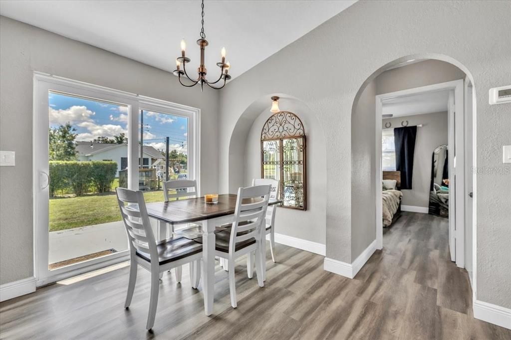 Active With Contract: $299,000 (3 beds, 2 baths, 1229 Square Feet)