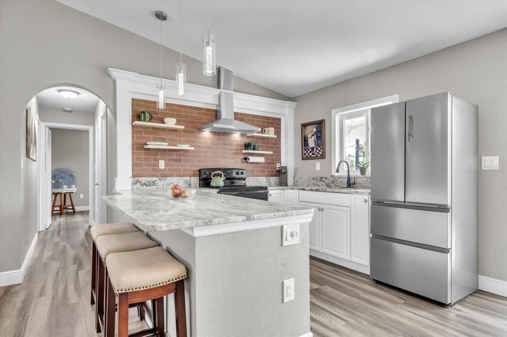 Active With Contract: $299,000 (3 beds, 2 baths, 1229 Square Feet)