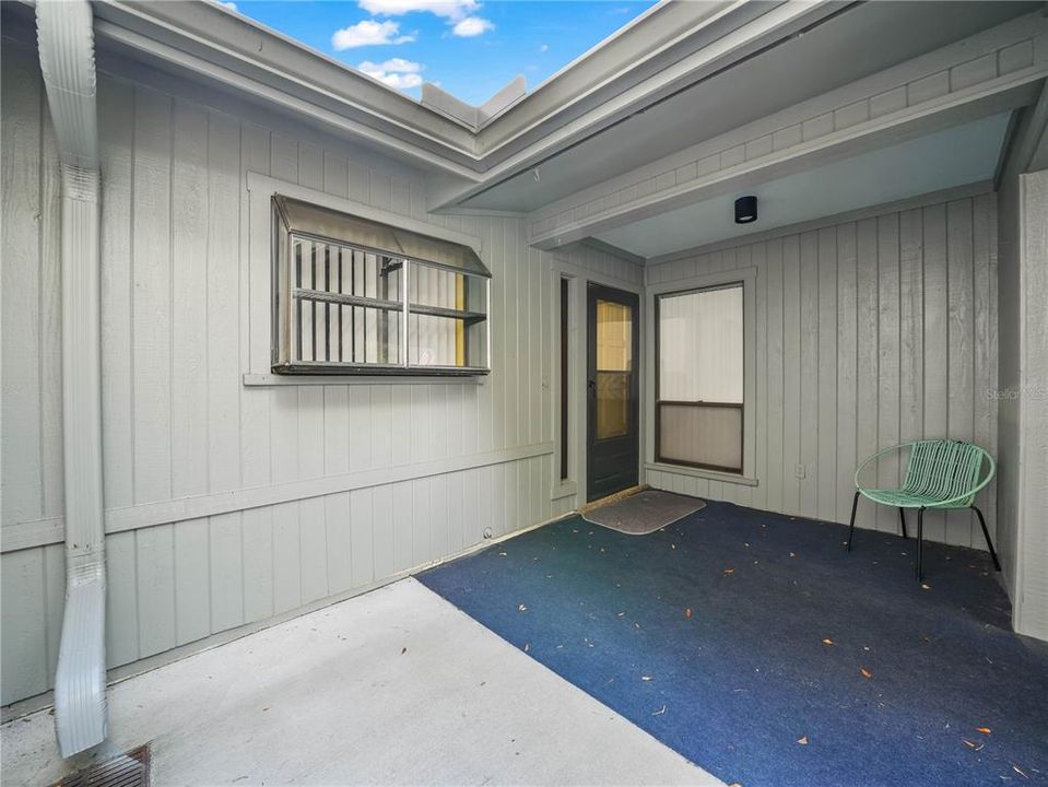 For Sale: $180,000 (2 beds, 2 baths, 1238 Square Feet)