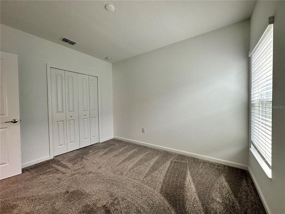 Под контрактом: $1,999 (3 спален, 2 ванн, 1560 Квадратных фут)