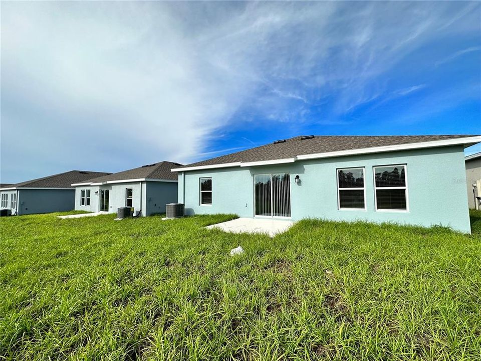 Под контрактом: $1,999 (3 спален, 2 ванн, 1560 Квадратных фут)