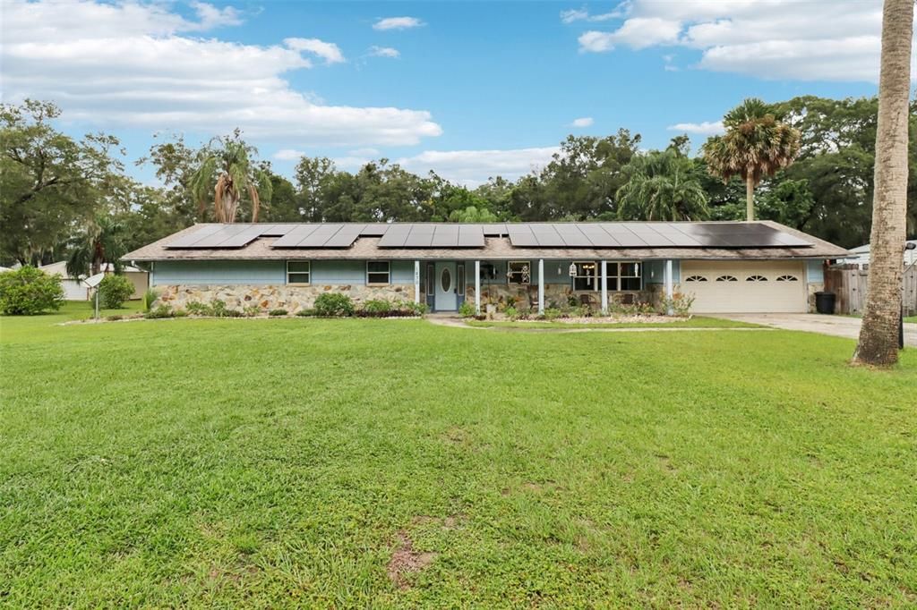 For Sale: $349,900 (4 beds, 2 baths, 2631 Square Feet)