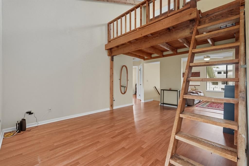 En Venta: $160,000 (2 camas, 2 baños, 1330 Pies cuadrados)