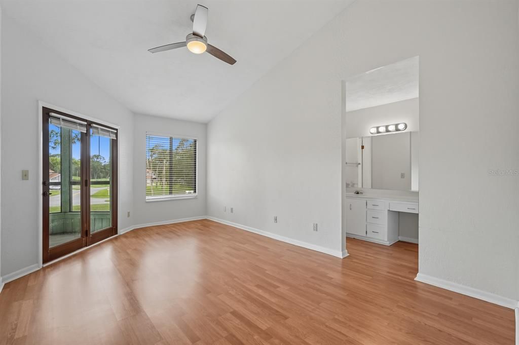 En Venta: $160,000 (2 camas, 2 baños, 1330 Pies cuadrados)