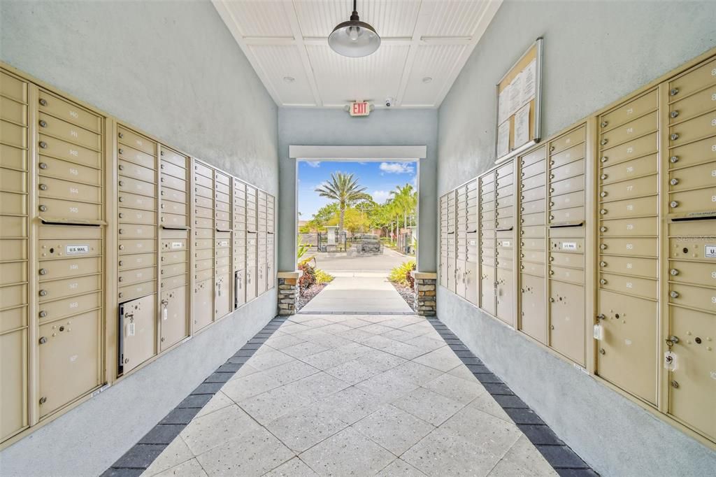 Active With Contract: $415,000 (3 beds, 2 baths, 1968 Square Feet)