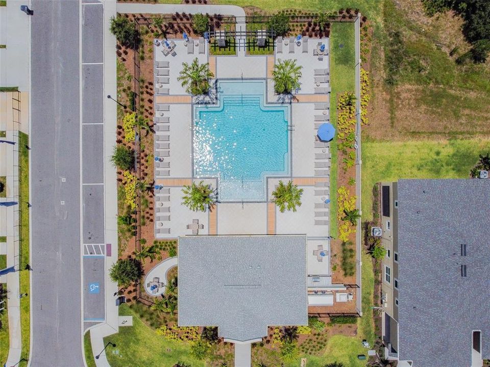 Active With Contract: $415,000 (3 beds, 2 baths, 1968 Square Feet)