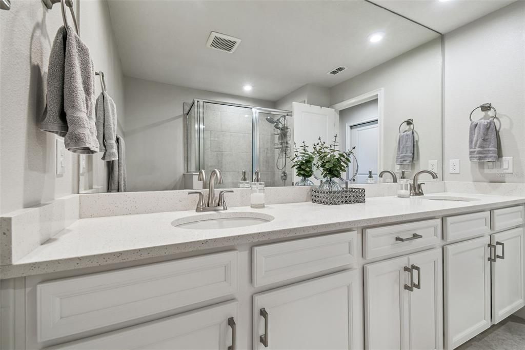 Active With Contract: $415,000 (3 beds, 2 baths, 1968 Square Feet)