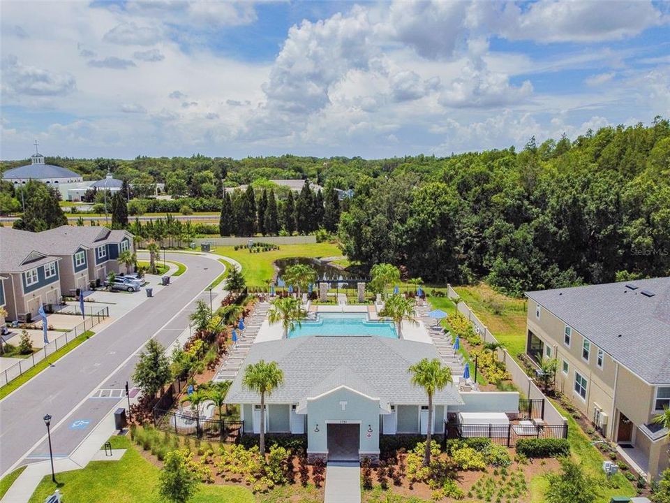 Active With Contract: $415,000 (3 beds, 2 baths, 1968 Square Feet)